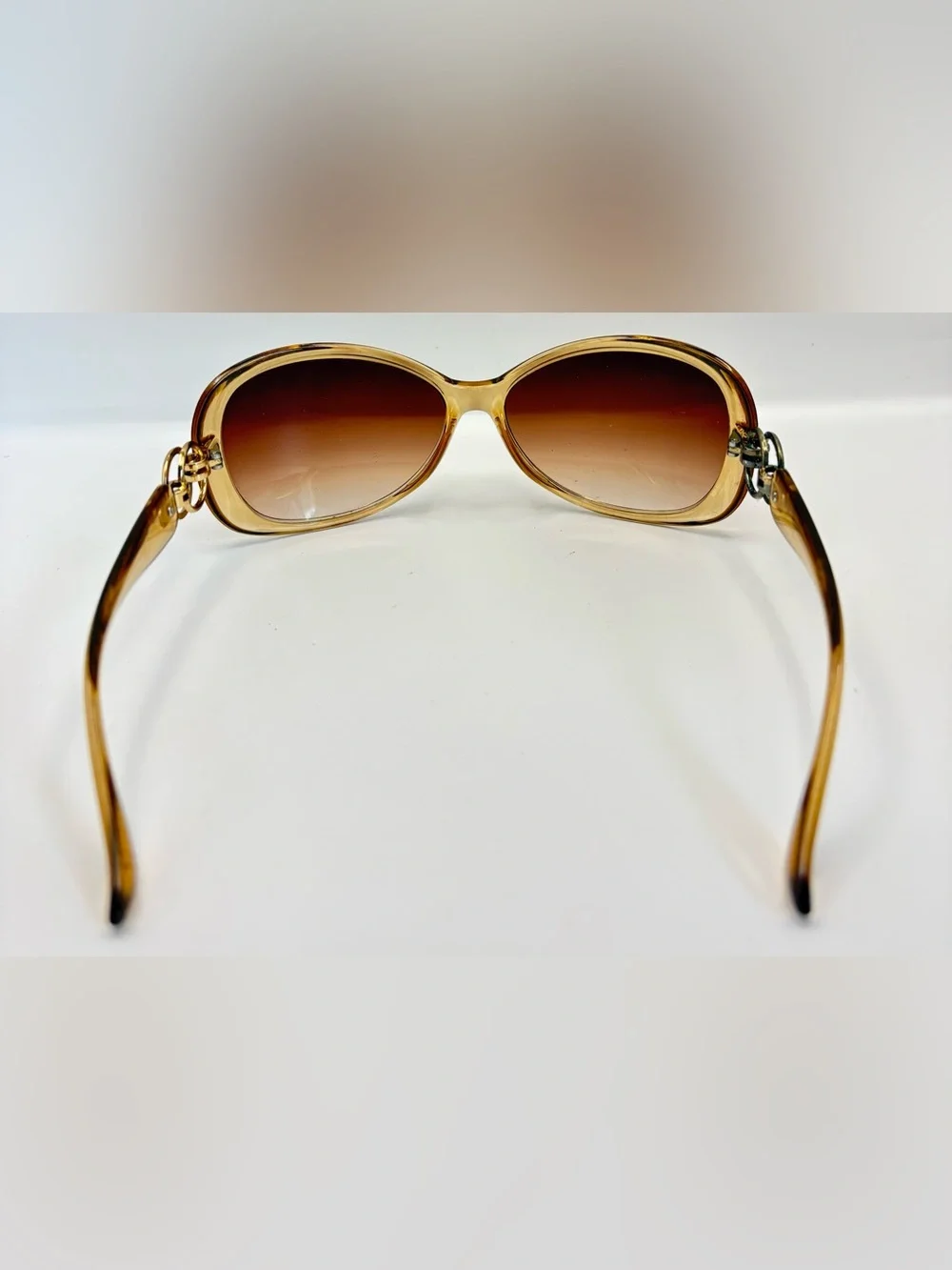Elle 16 brown